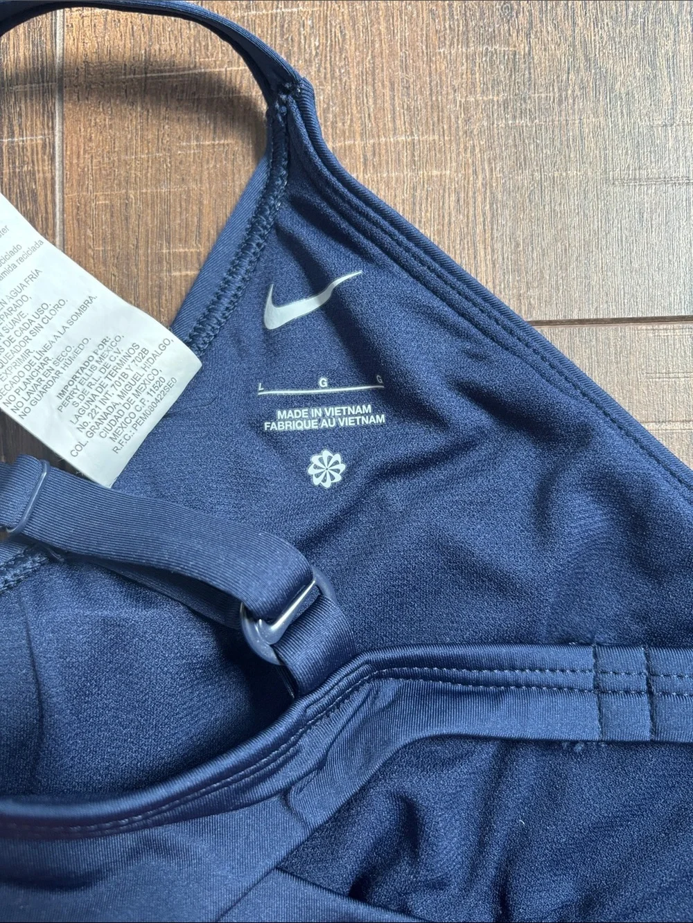 Nike Women's Effortless Essential V-Neck Midkini Top